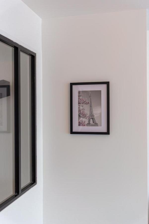L'Appartement D'Art Et De Lumiere Clichy Exterior foto